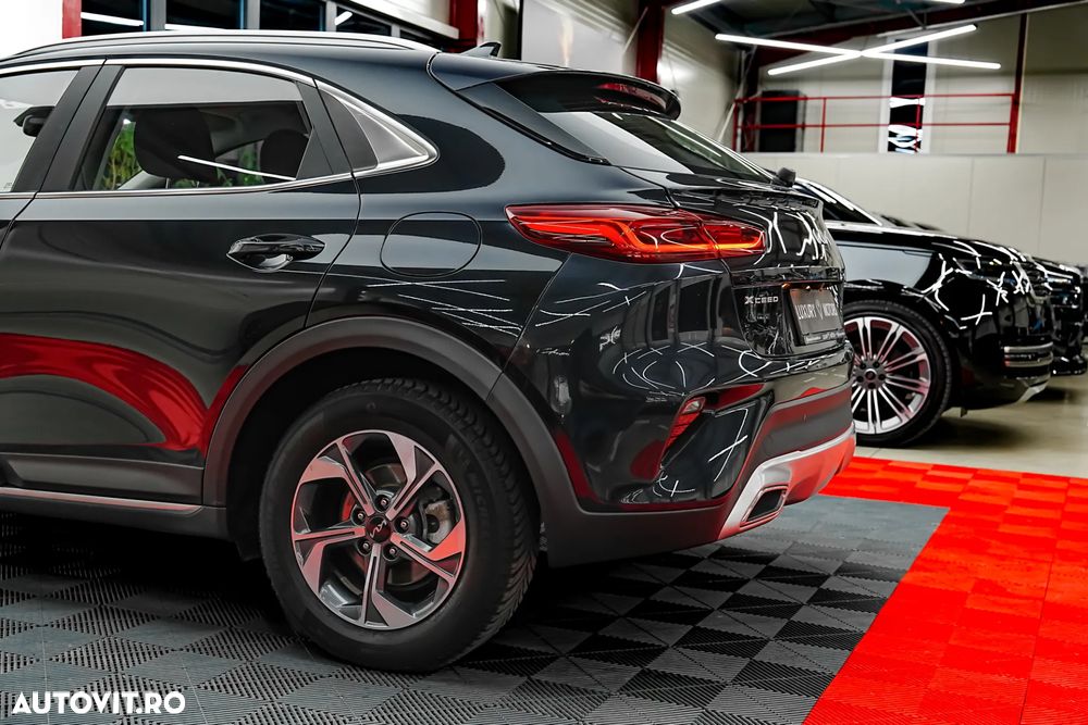 Kia XCeed - 18