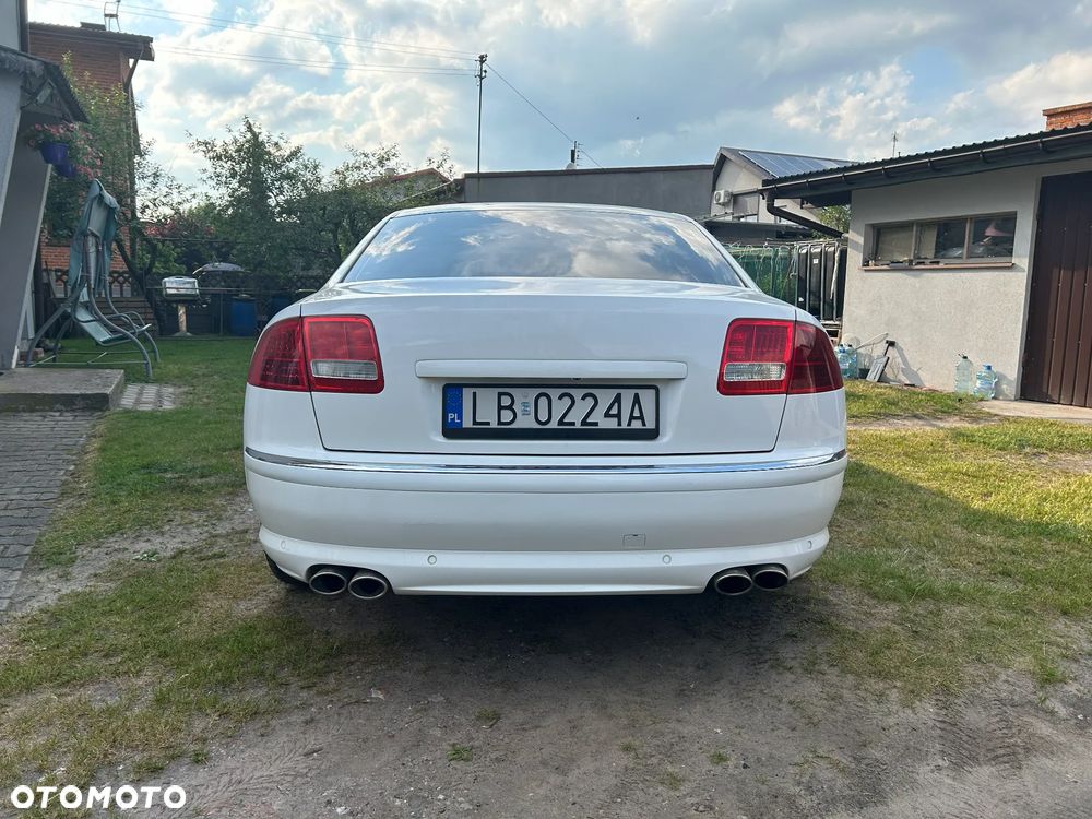Audi A8 4.2 Quattro - 7