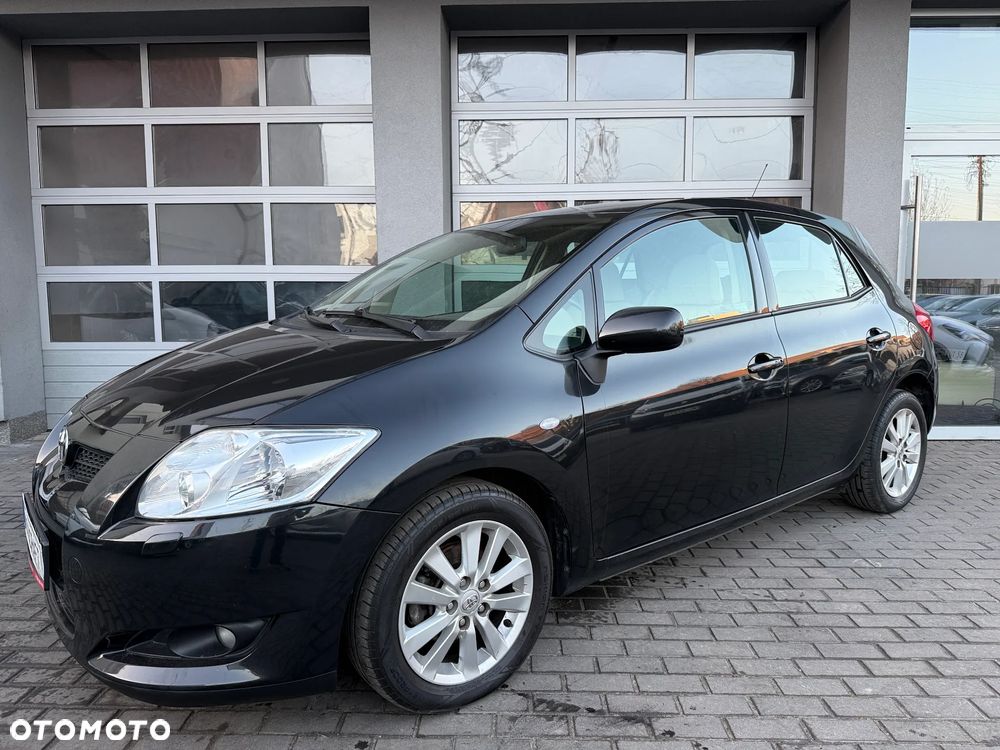 Toyota Auris 1.8 Premium - 21
