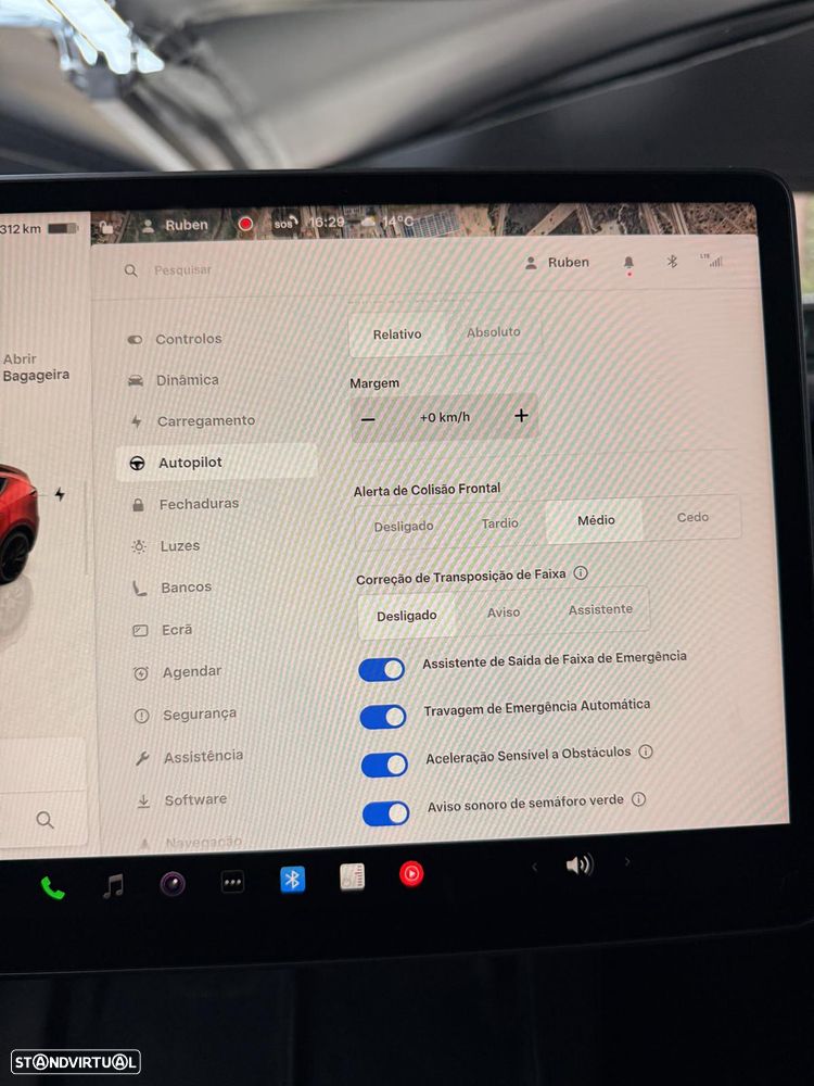 Tesla Model Y Performance Dual Motor AWD - 19