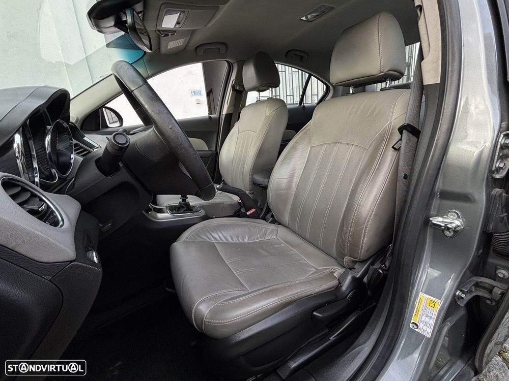 Chevrolet Cruze - 8