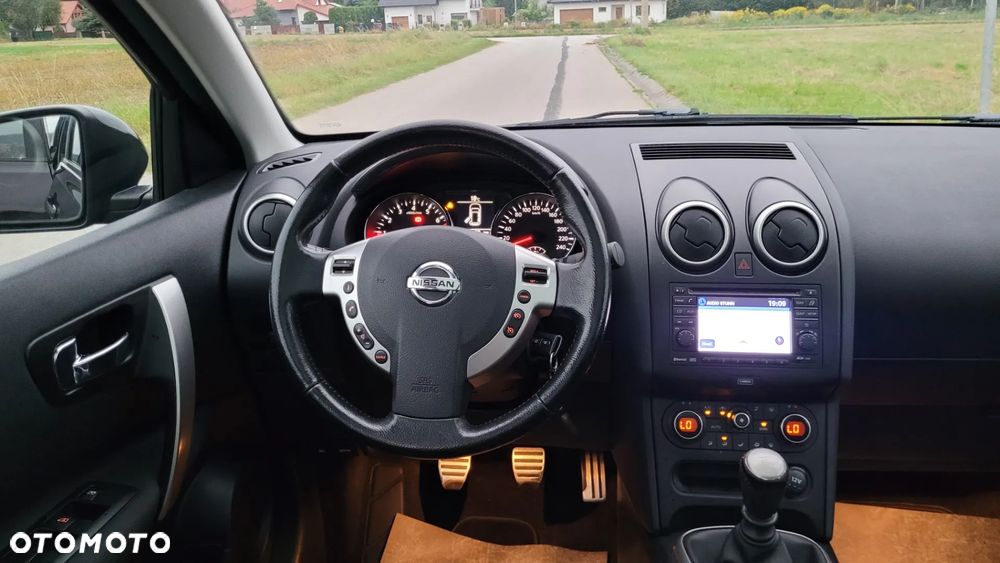 Nissan Qashqai 2.0 tekna - 16