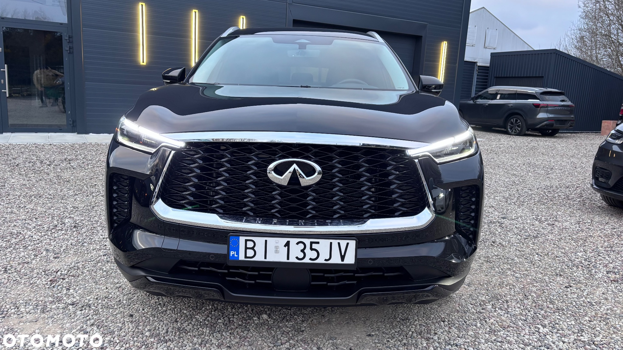 Infiniti QX60 - 11
