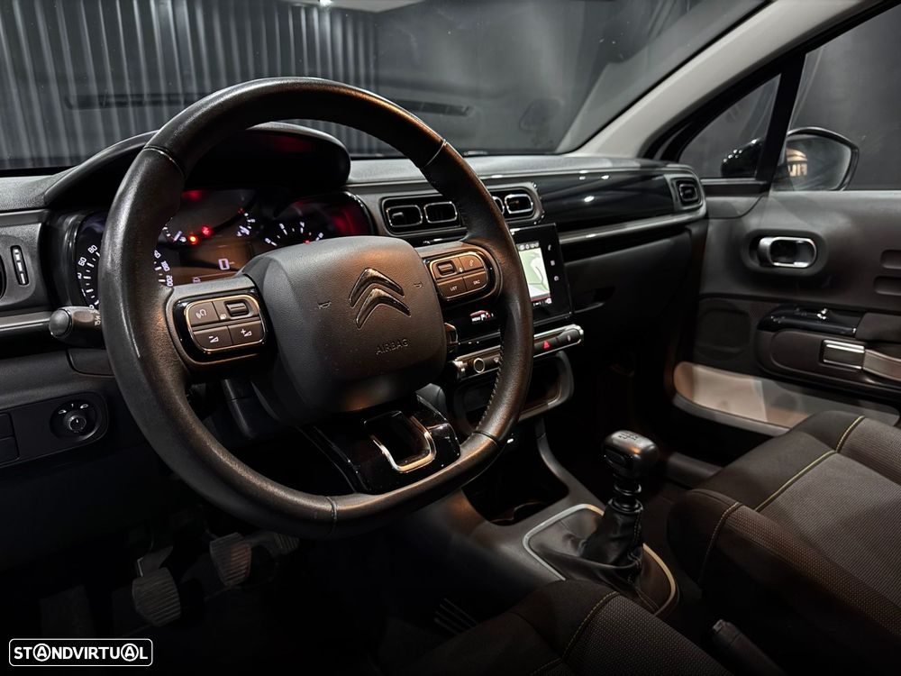 Citroën C3 1.2 PureTech Shine - 13