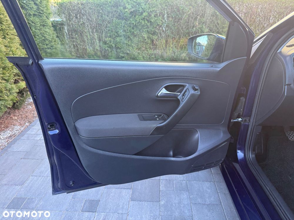 Volkswagen Polo - 26