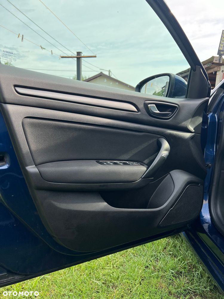 Renault Megane 1.5 Blue dCi Intens - 5