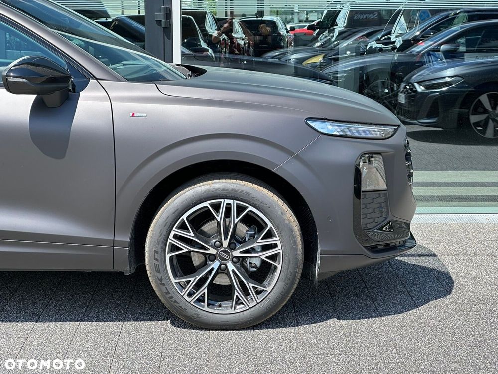 Audi Q3 Sportback - 5