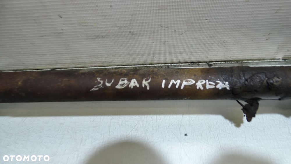 PÓŁOŚ PRAWA PRZEDNIA SUBARU IMPREZA GG 1.5 - 3