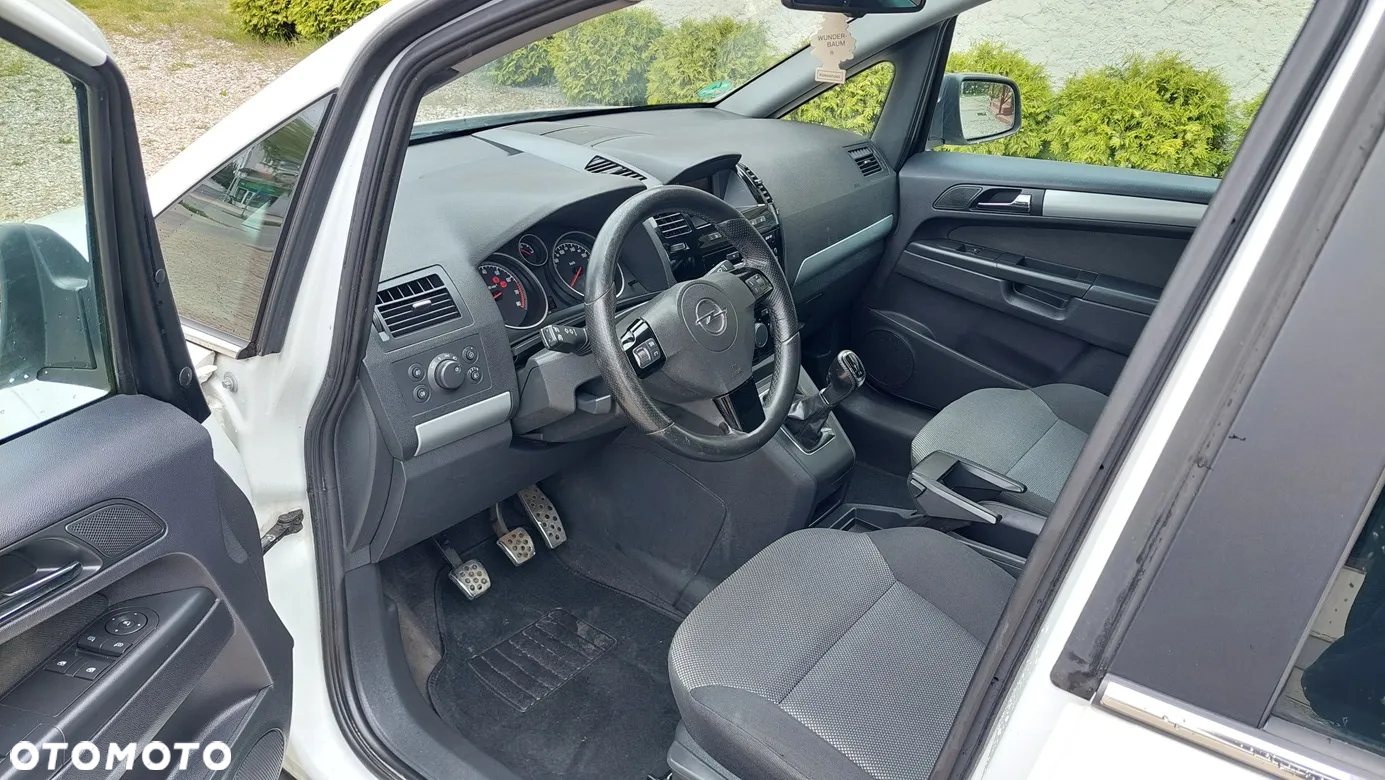 Opel Zafira - 7