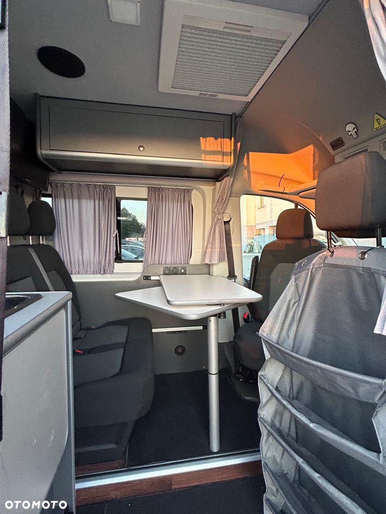 Volkswagen CRAFTER - 14