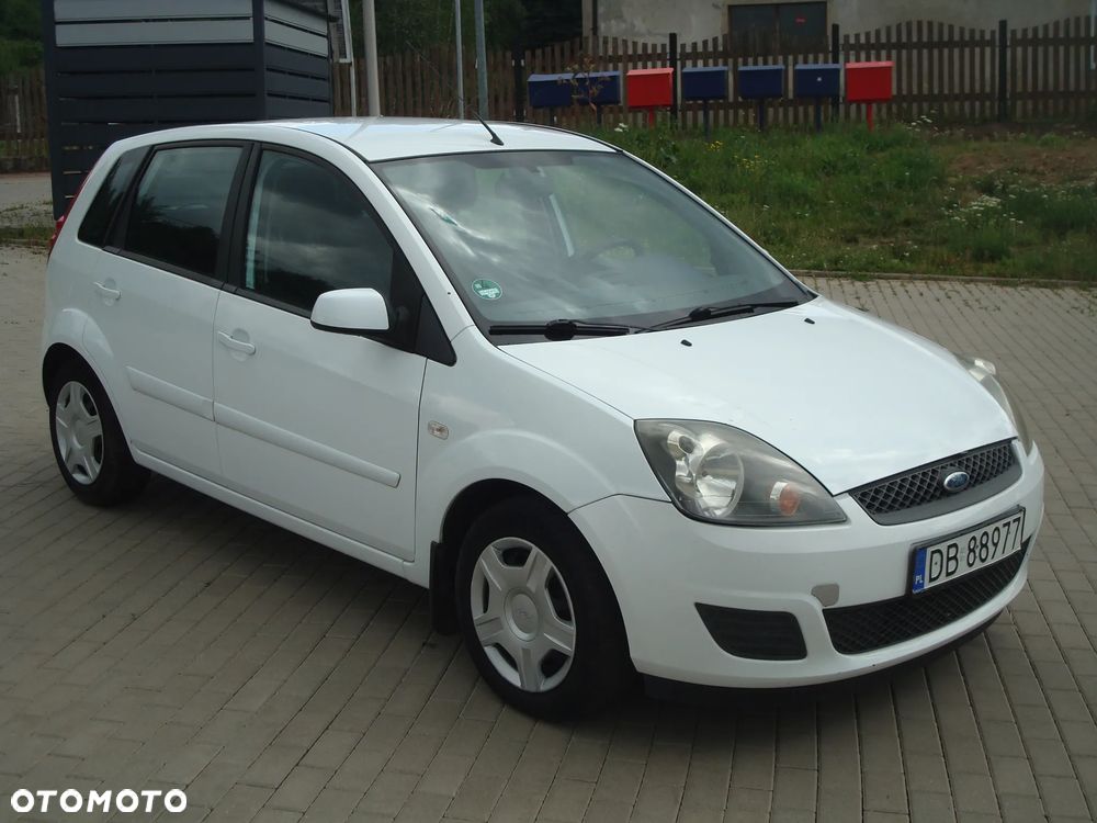 Ford Fiesta 1.25 Trend - 15