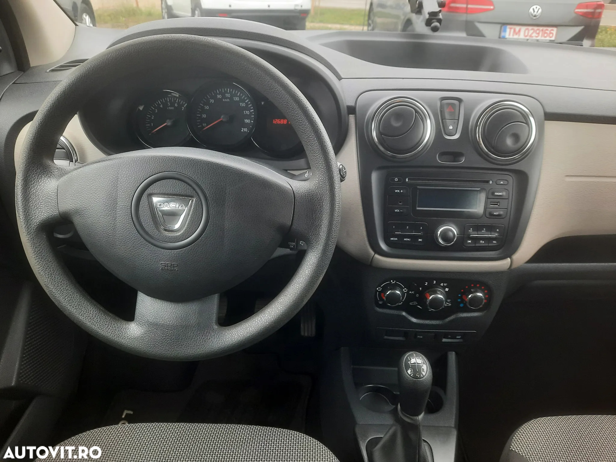 Dacia Lodgy 1.6 102 CP Laureate - 12