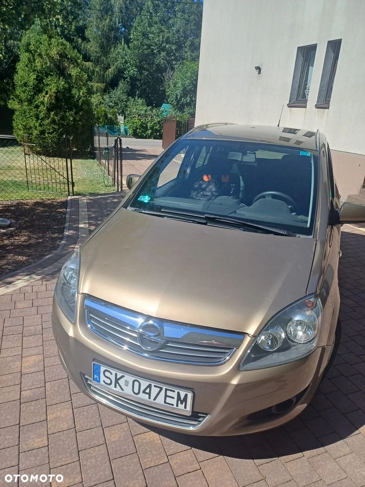 Opel Zafira 1.6 Enjoy - 1