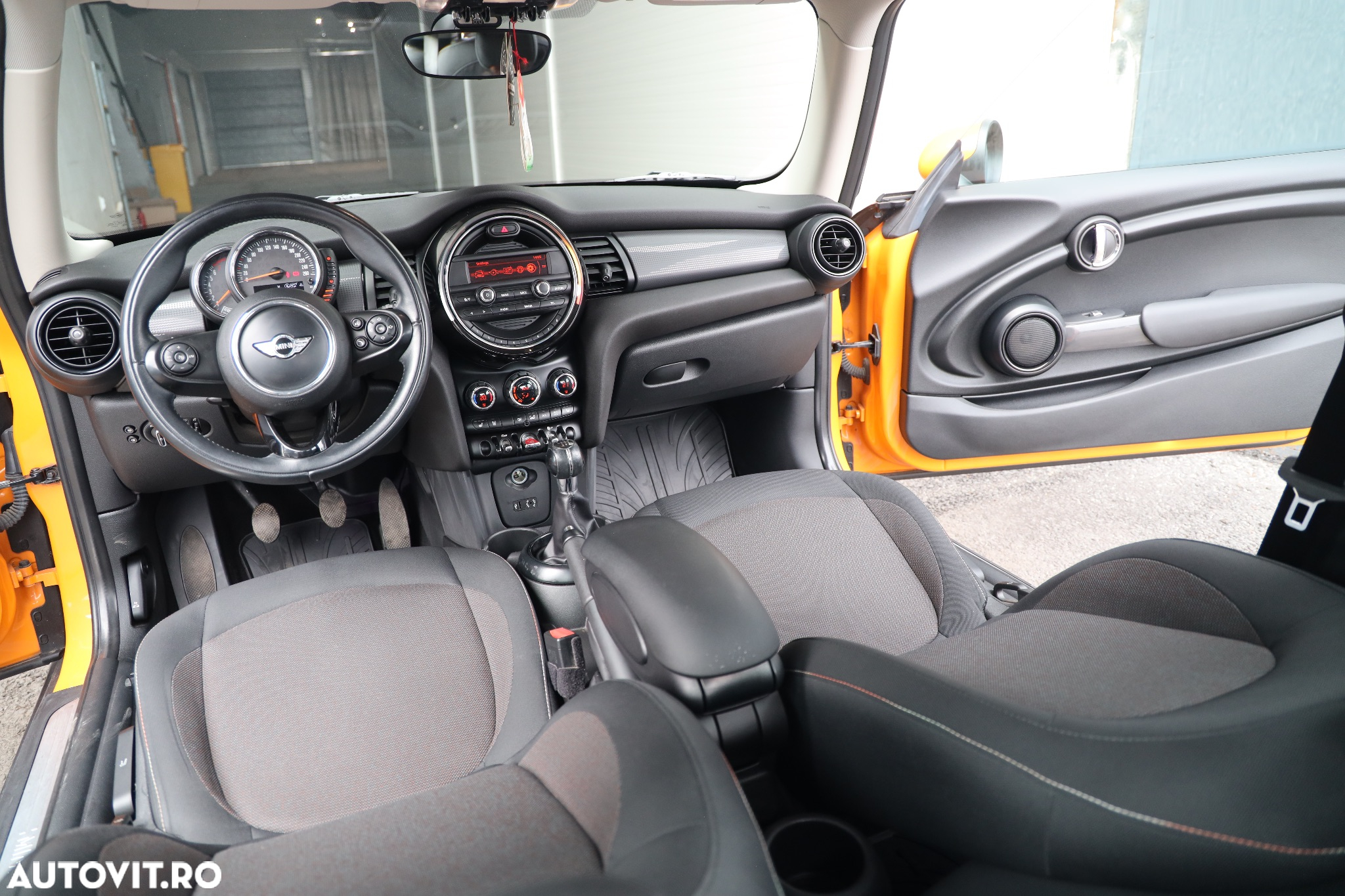 Mini ONE Standard - 8