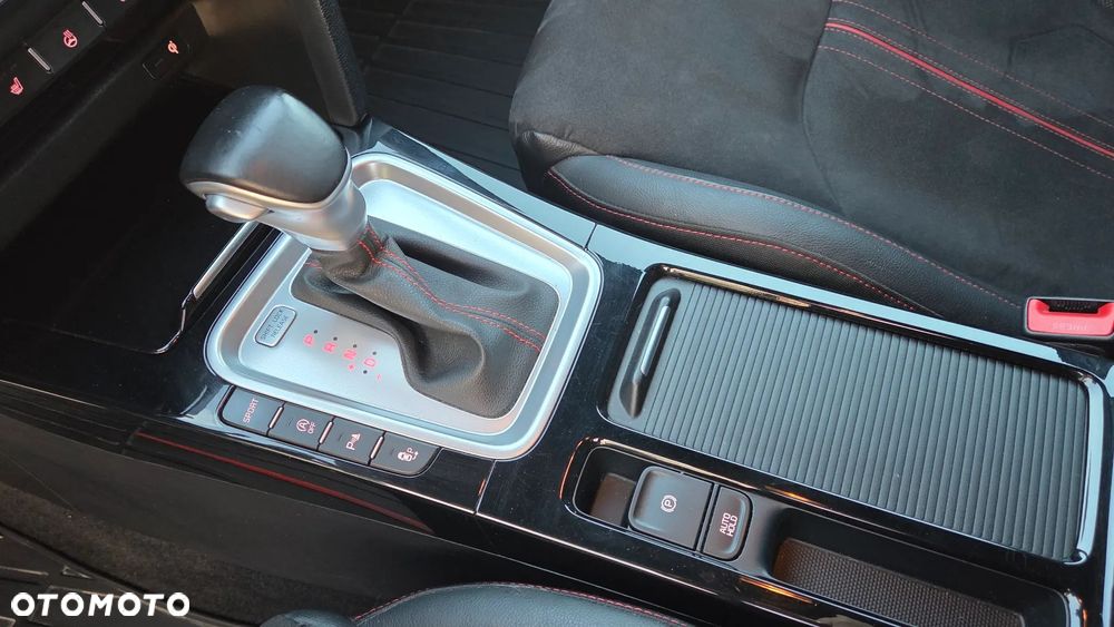 Kia ProCeed 1.6 T-GDI DCT7 OPF GT - 32