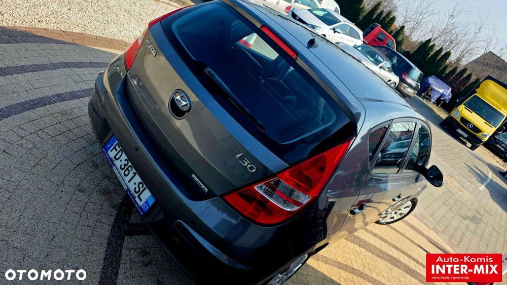 Hyundai i30 1.6 CRDi Base EU5 - 16
