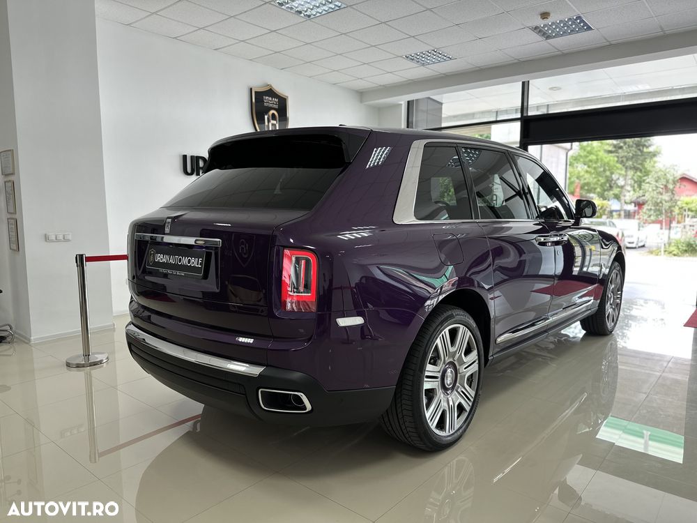 Rolls-Royce Cullinan - 10