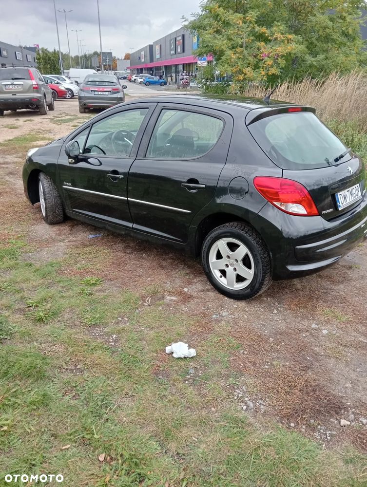 Peugeot 207 1.4 Trendy - 6