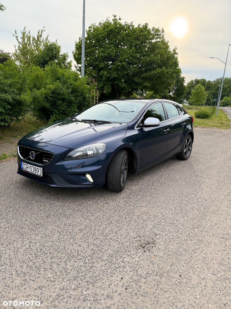 Volvo V40 D3 R Design - 2