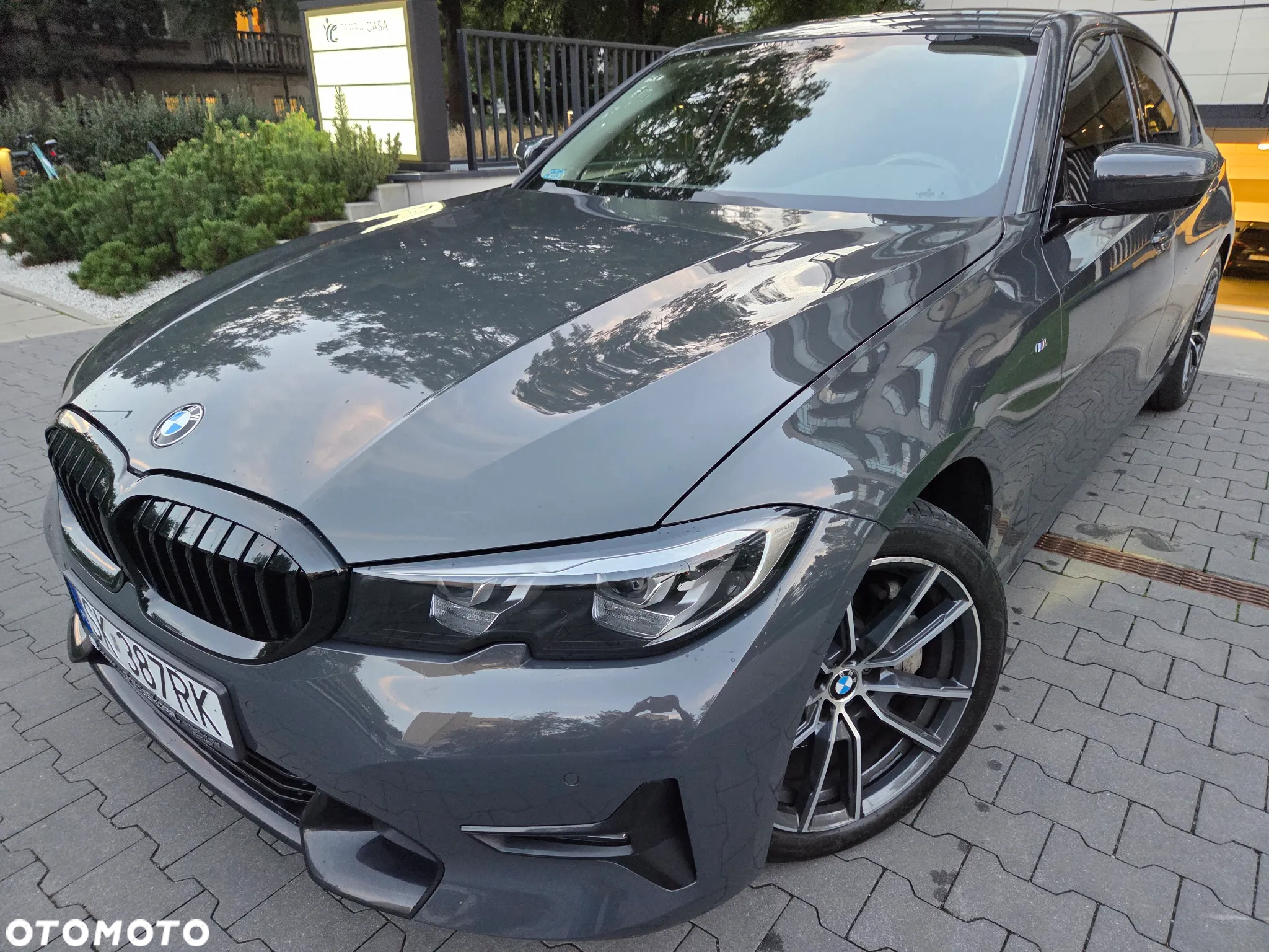 BMW Seria 3 330i xDrive M Sport sport - 3