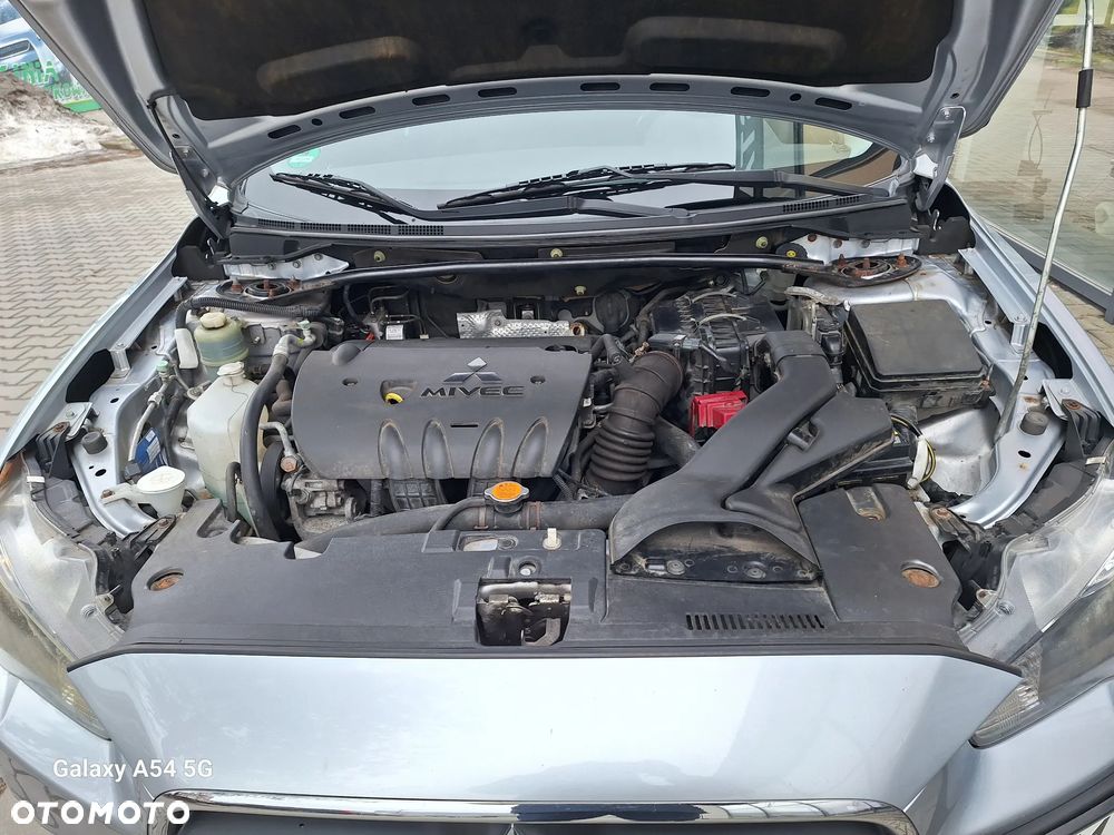 Mitsubishi Lancer 1.8 Intense - 17