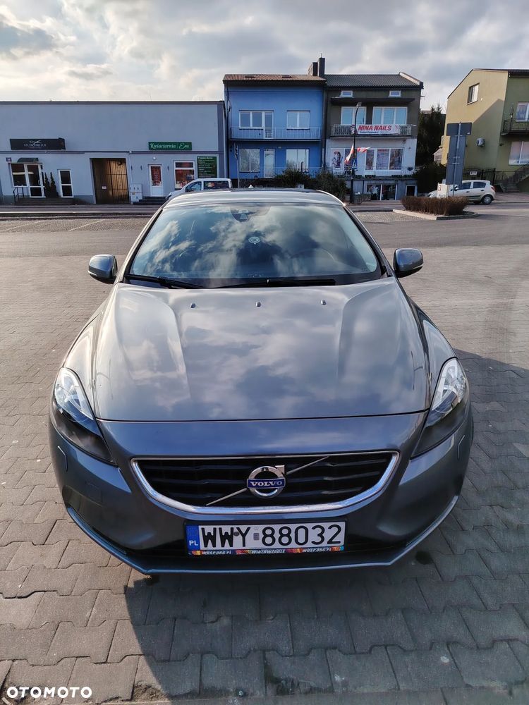 Volvo V40 D4 Summum - 3