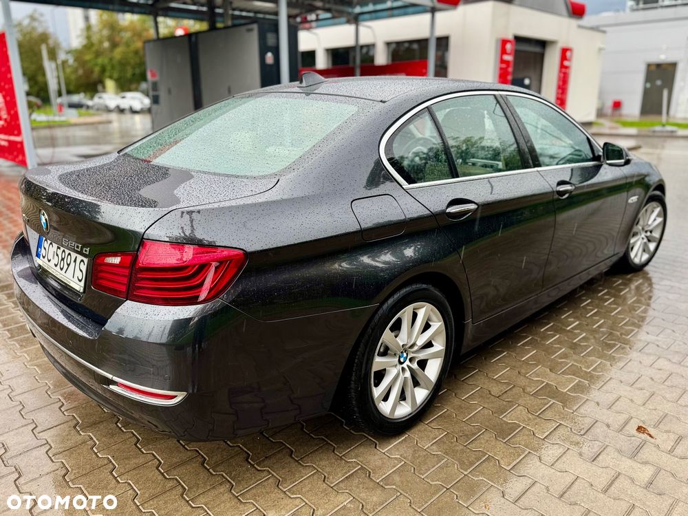 BMW Seria 5 520d xDrive Luxury Line - 3