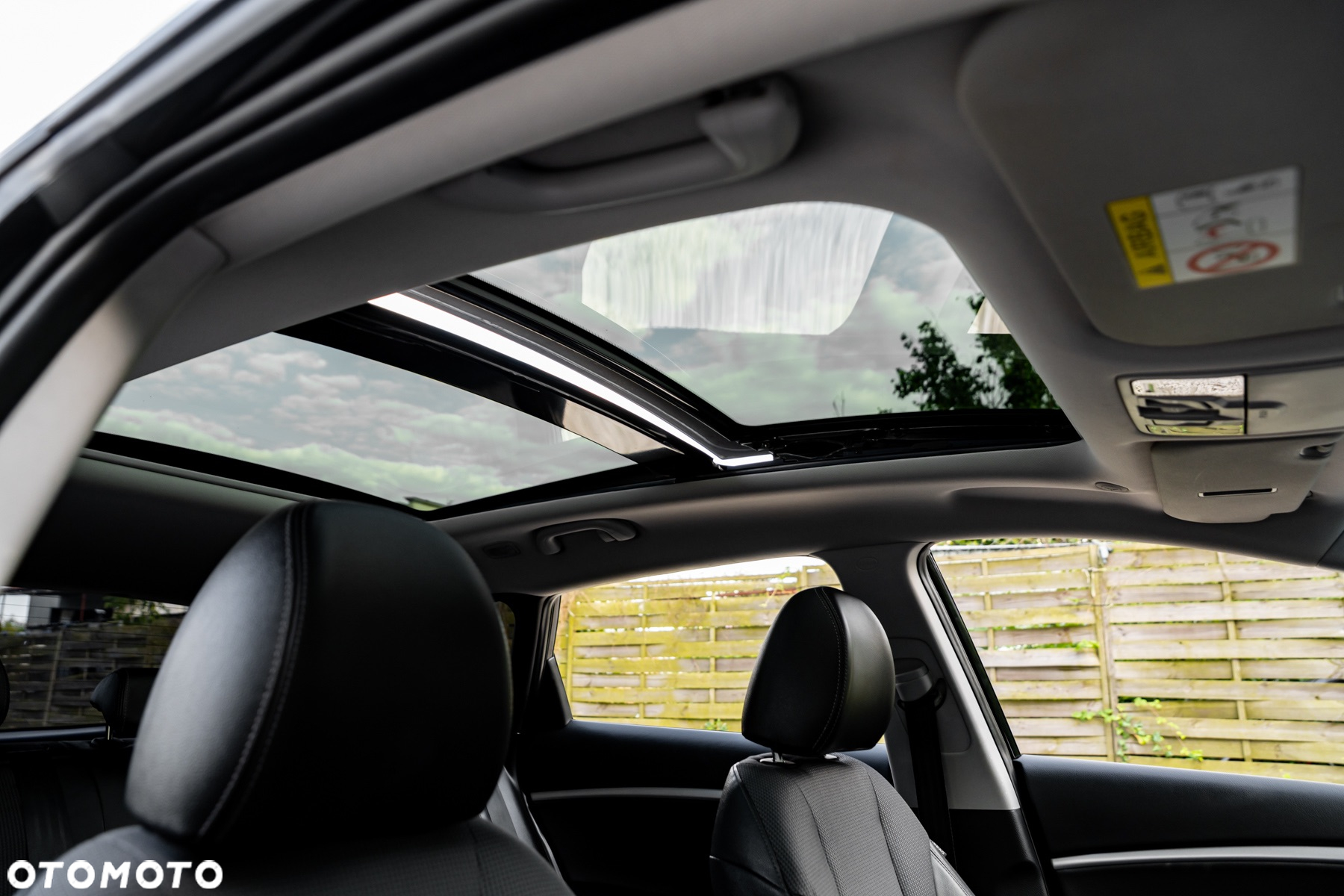 Hyundai i30 1.6 GDI Premium - 26