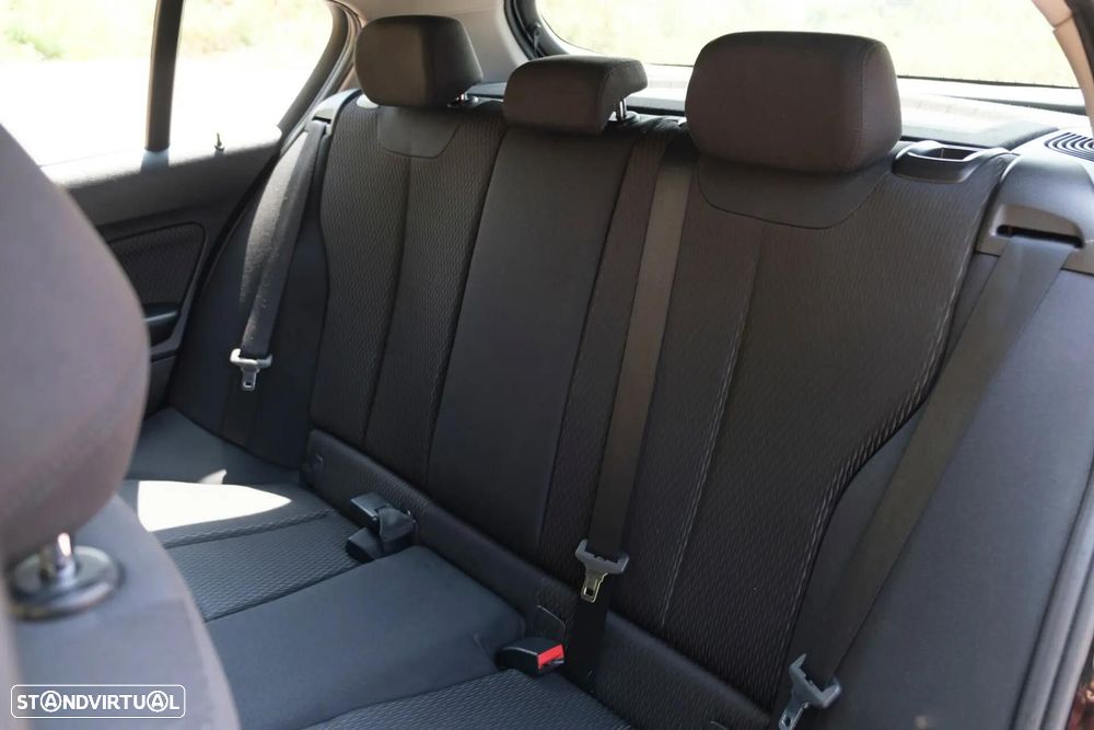 BMW 116 d Advantage - 11