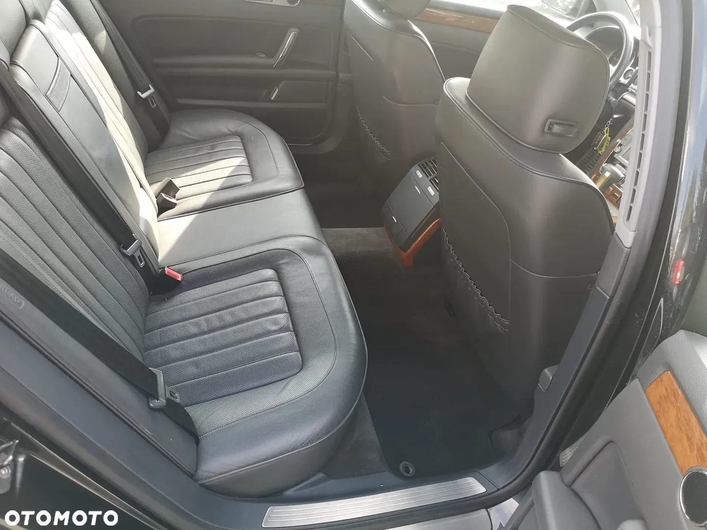 Volkswagen Phaeton 3.0 V6 TDI DPF 4MOTION Automatik (4 Sitzer) - 18