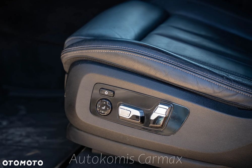 BMW X7 xDrive40i - 18