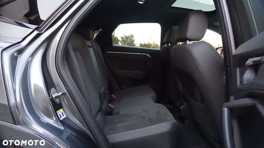 Audi Q3 Sportback - 29