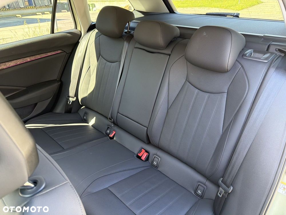 Skoda Superb 1.5 TSI Plug-in Hybrid L&K DSG - 25
