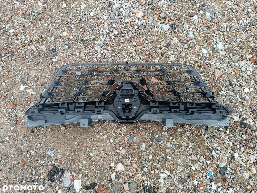 GRILL ATRAPA PRZEDNIA RENAULT MASTER III LIFT - 4