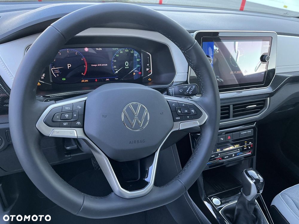Volkswagen T-Cross - 13