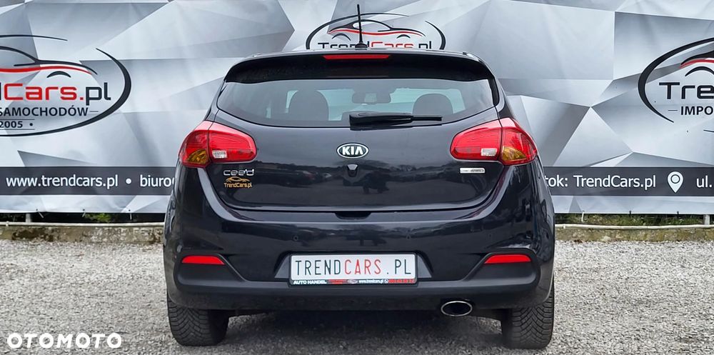 Kia Ceed 1.6 GDI ISG Spirit - 27