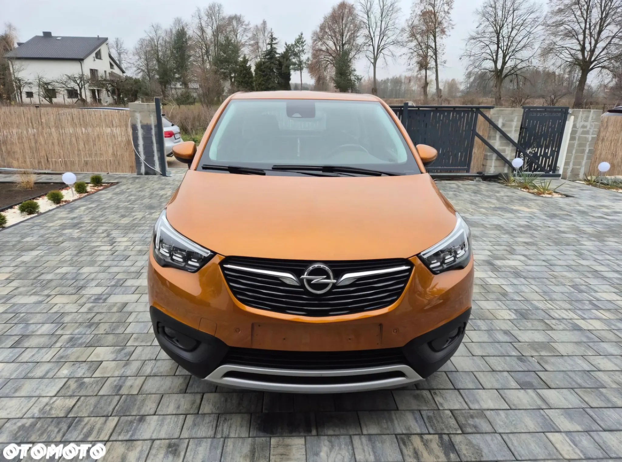 Opel Crossland X - 8