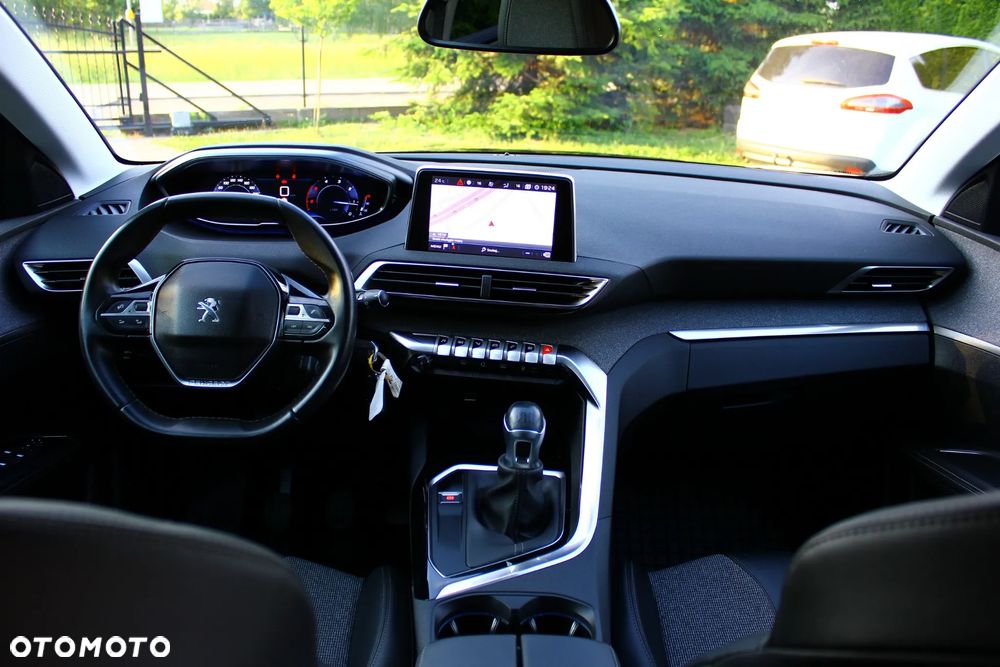 Peugeot 5008 1.5 BlueHDi Allure S&S - 34