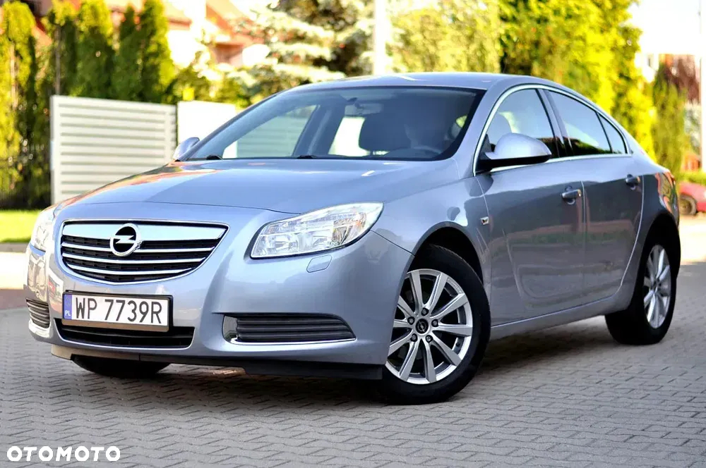 Opel Insignia 1.8 - 3