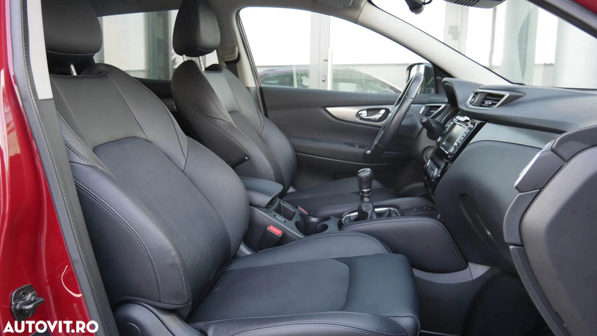 Nissan Qashqai 1.3 DIG-T TEKNA - 11