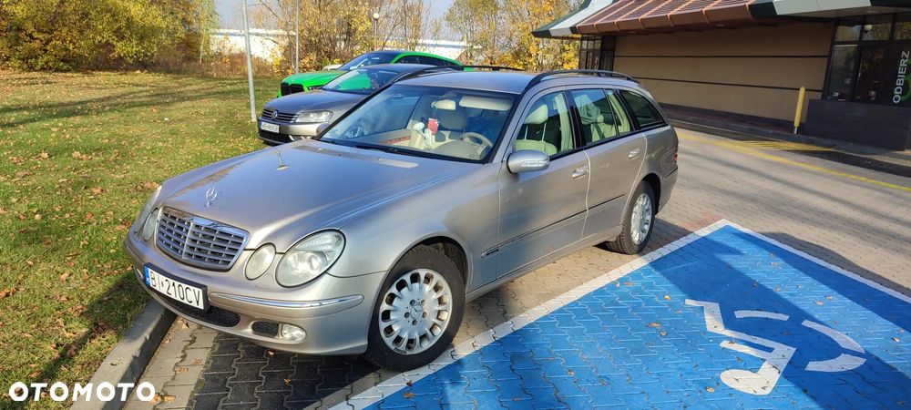 Mercedes-Benz Klasa E 200 Kompressor T Elegance - 27