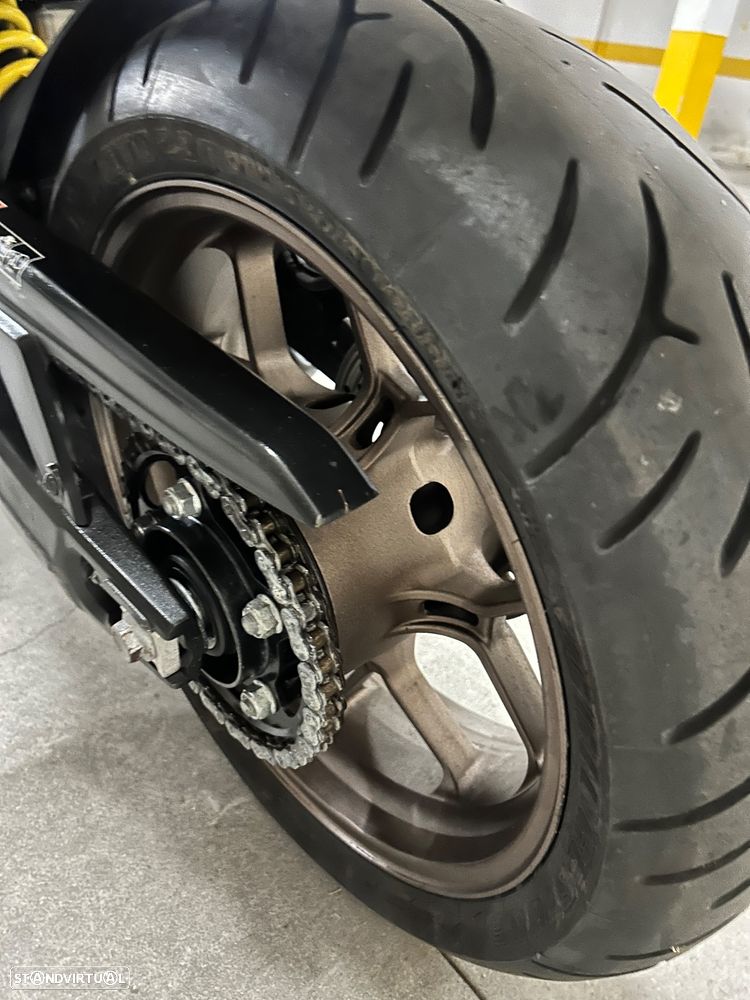 Honda CB Cb 650r - 12