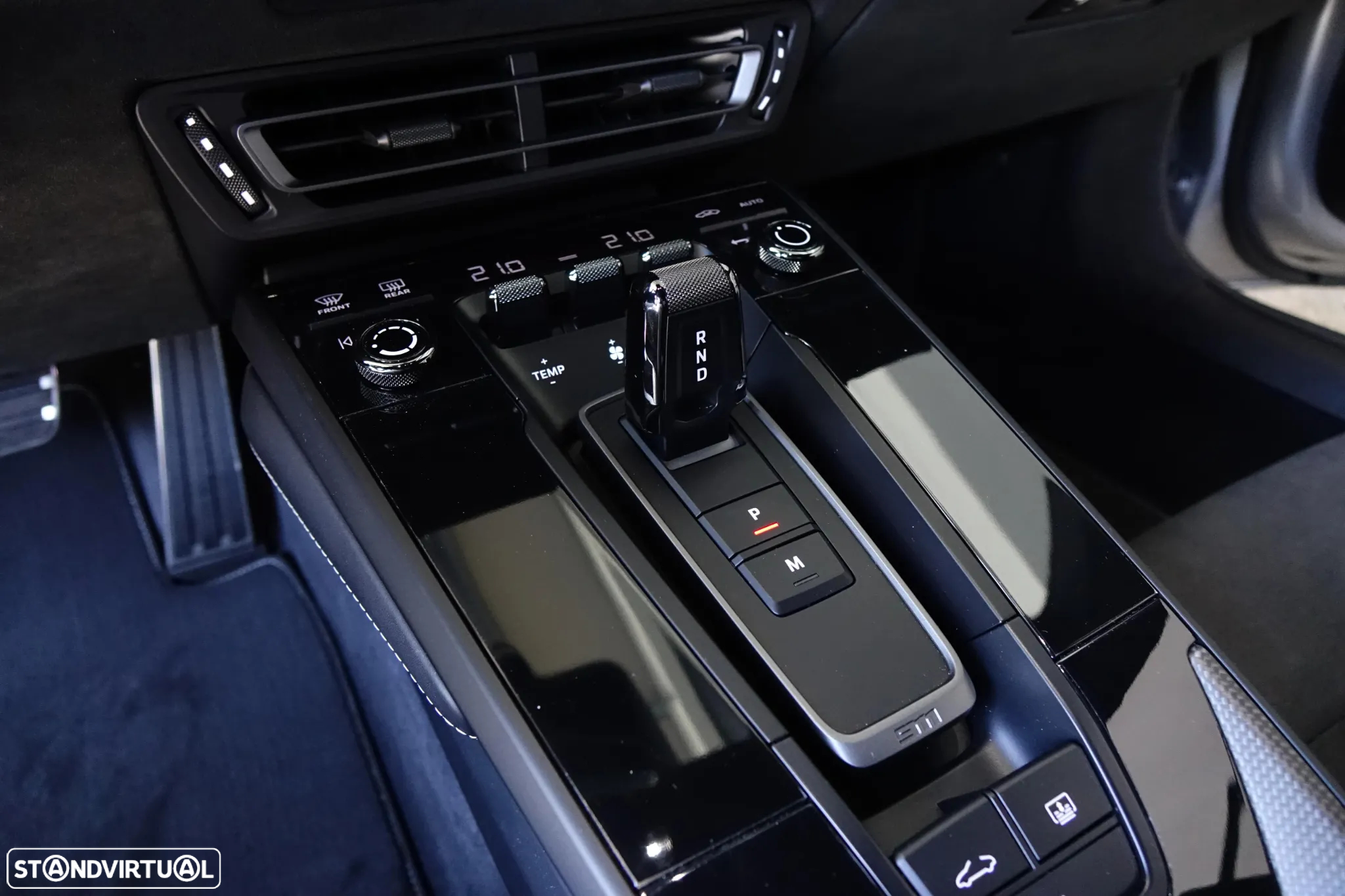 Porsche 911 (992) Carrera GTS PDK - 38