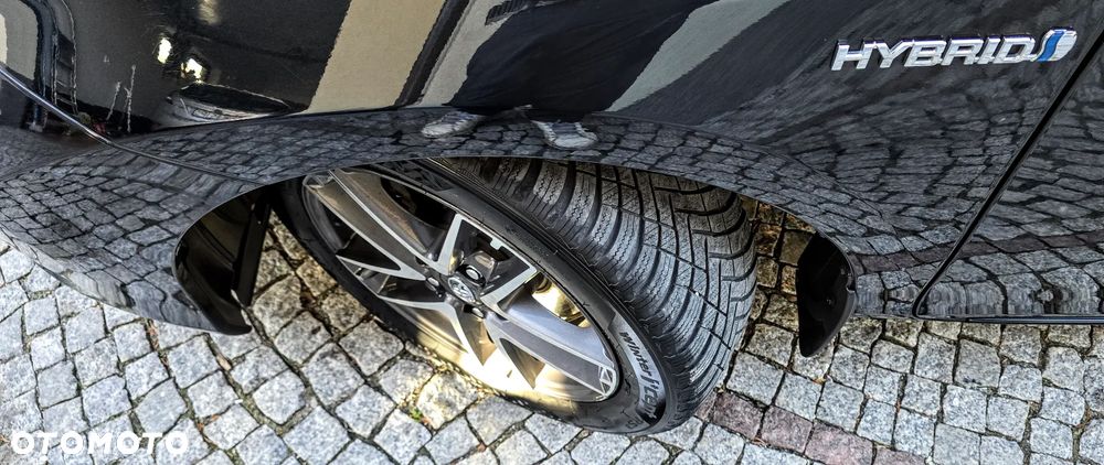 Toyota Auris 1.8 HSD Prestige - 32