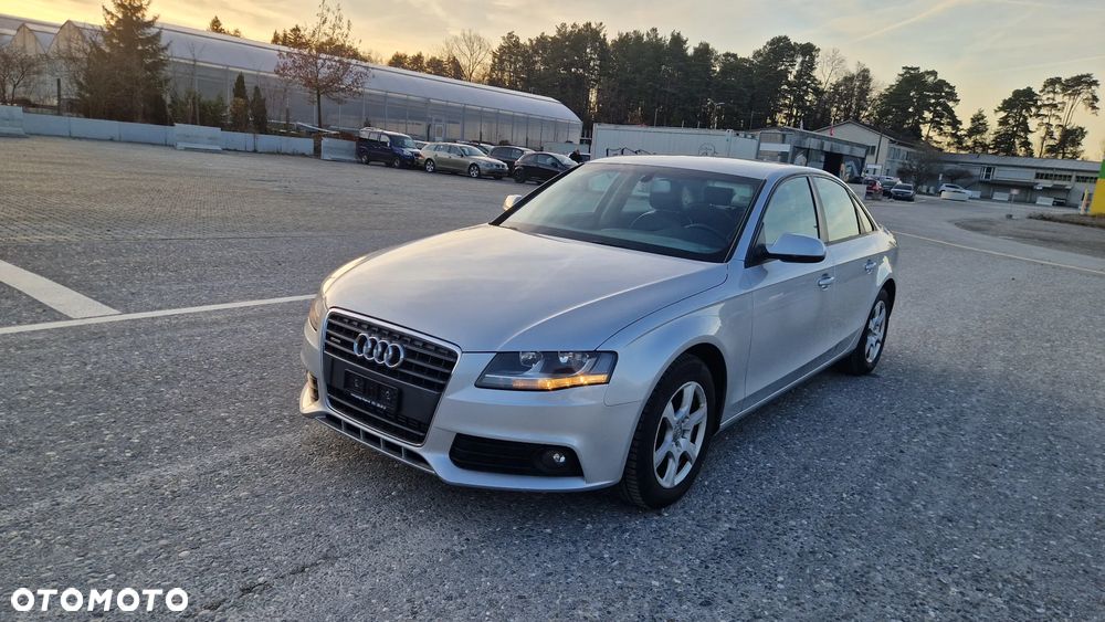 Audi A4 Limousine 2.0 TFSI quattro S tronic Ambiente - 8
