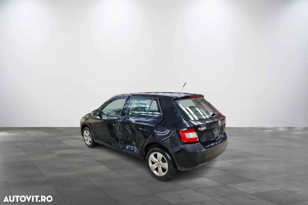Dezmembrez Skoda Fabia III - 7