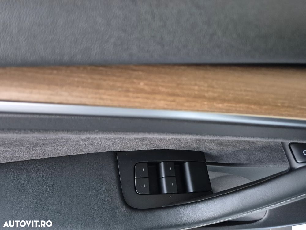 Tesla Model 3 Standard Reichweite Plus Hinterradantrieb - 18