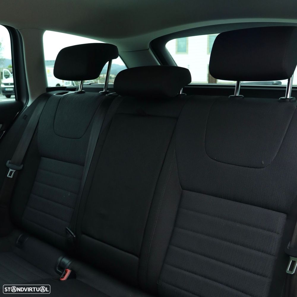 Skoda Octavia Break 1.6 TDi Sportline - 28