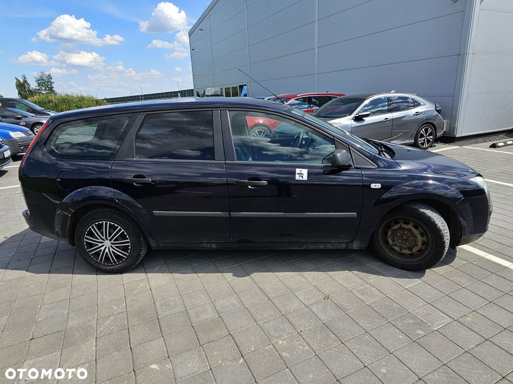 Ford Focus 1.6 TDCi Trend - 4