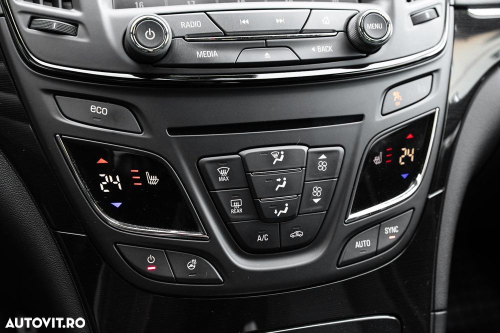 Opel Insignia - 17